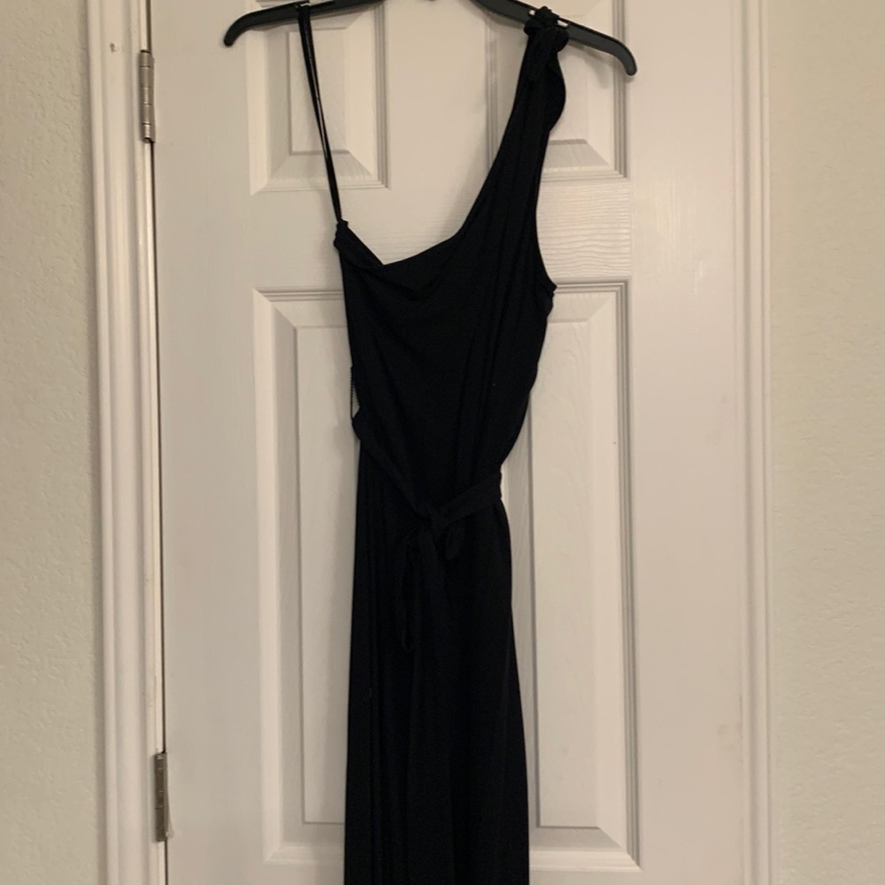 Antonio Melani size 0 off shoulder dress